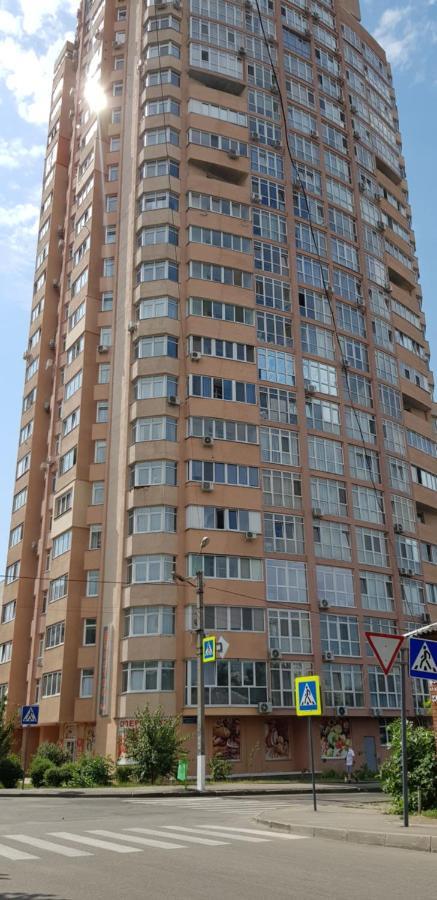 Панарамный Вид 25 Этаж В Бизнесс - Классе Харьков Экстерьер фото